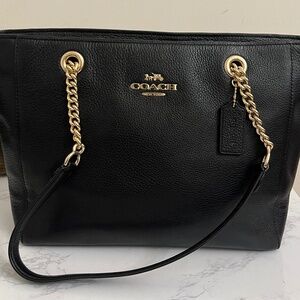 Black Coach Tote purse like new with Coach dust cover